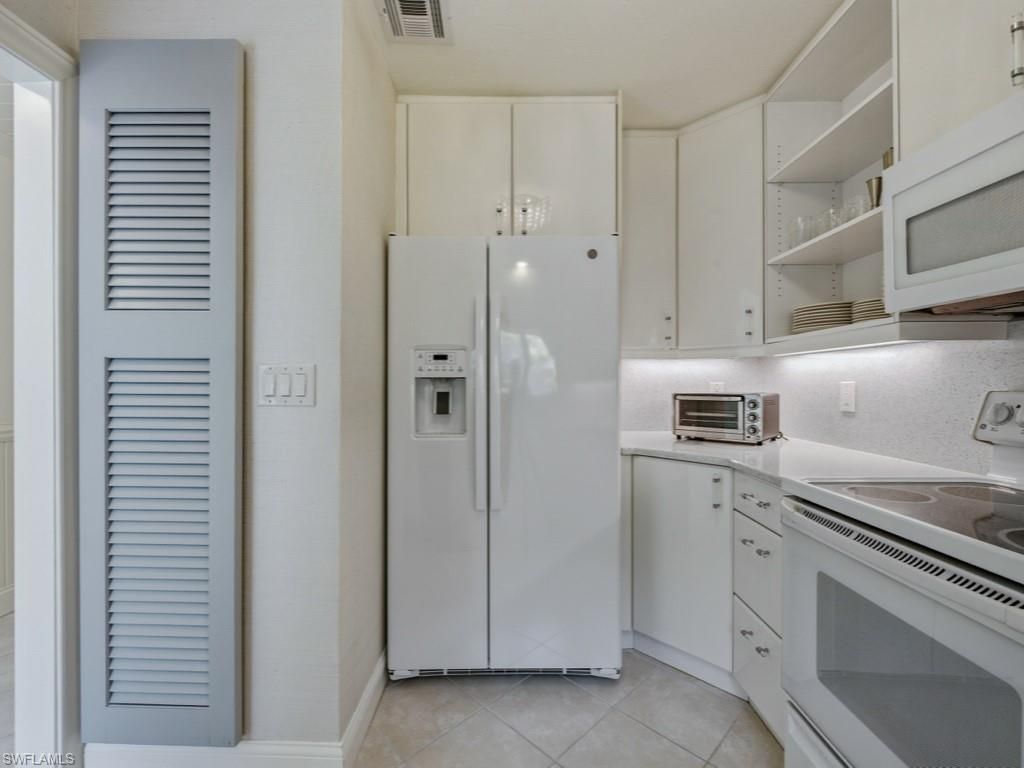 211 3rd Ave S, Unit 211, Naples, FL 34102 Photo