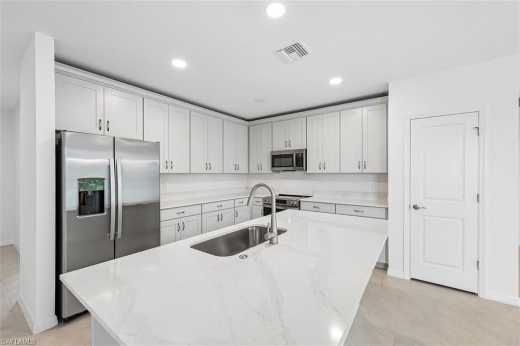 255 Lakeside Breeze Way, Lehigh Acres, FL 33936 Photo