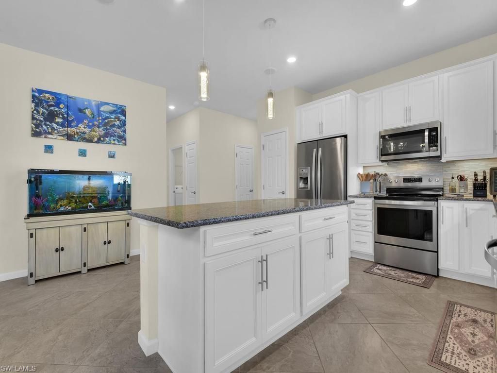 16072 Palmetto Prairie Dr, Alva, FL 33920 Photo
