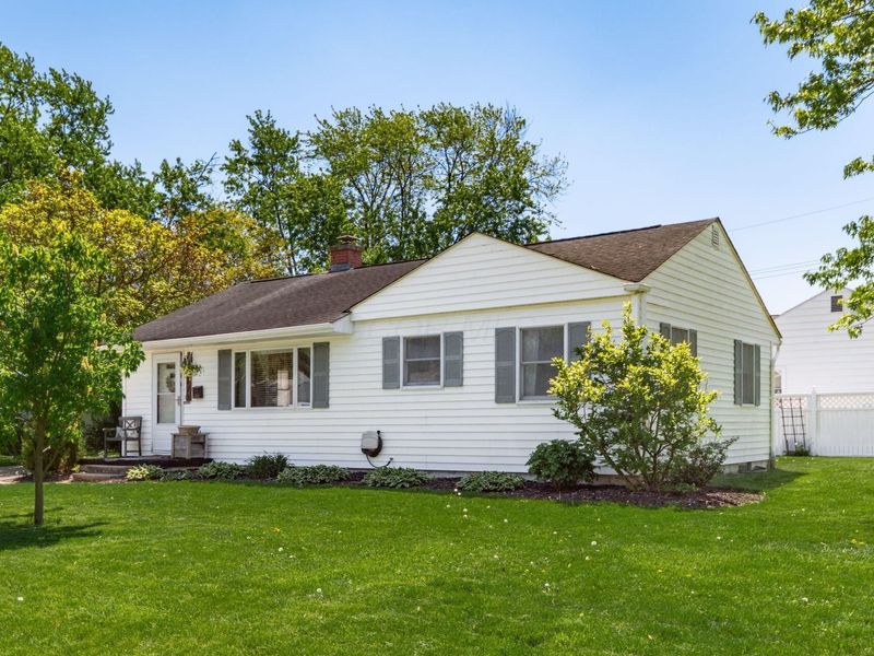 2775 La Rosa Drive , Grove City, OH 43123 Photo 2