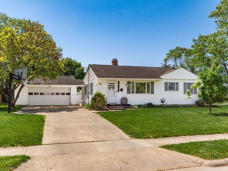 2775 La Rosa Drive , Grove City, OH 43123 Photo 3