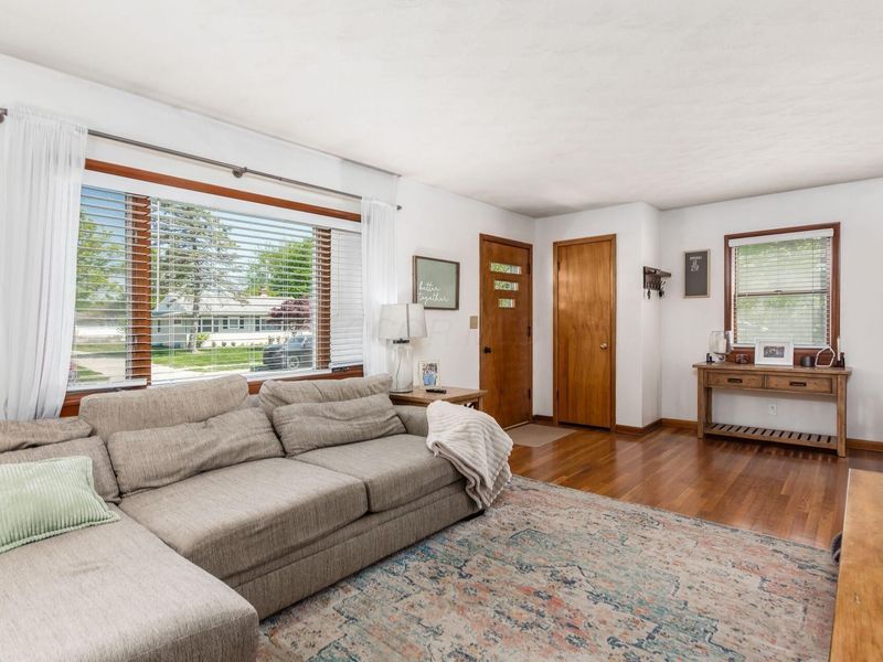 2775 La Rosa Drive , Grove City, OH 43123 Photo 7