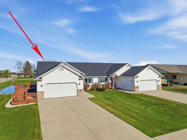 11 S 1st STREET, Oostburg, WI 53070