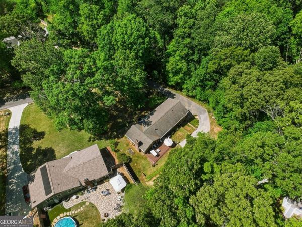 242 Lake Somerset Drive NW, Marietta, GA 30064