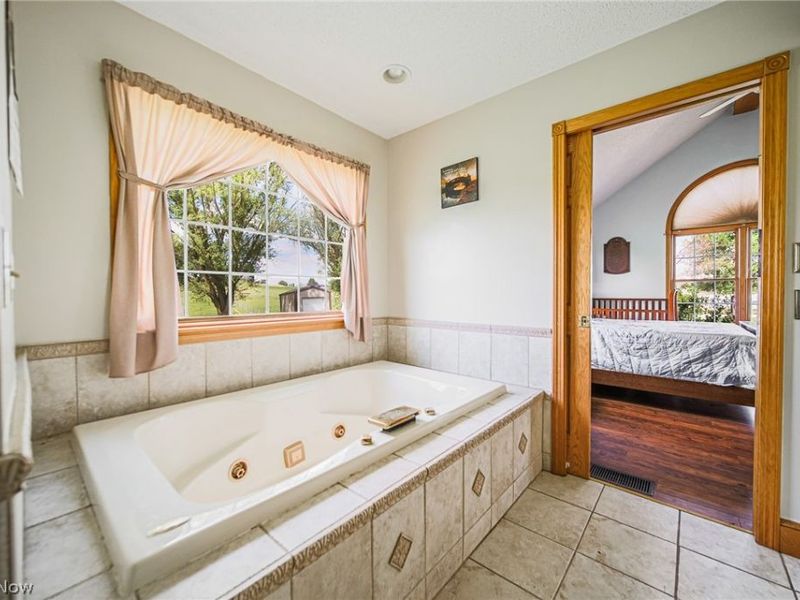 2040 Wesley Chapel Road , Zanesville, OH 43701 Photo 23