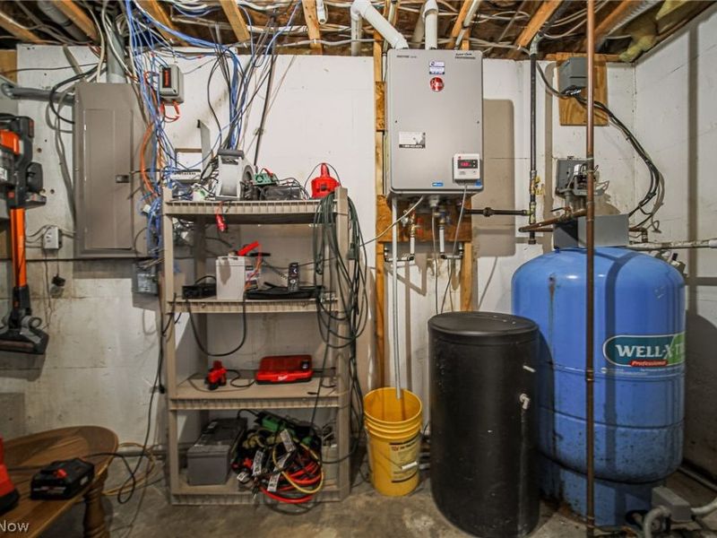 2040 Wesley Chapel Road , Zanesville, OH 43701 Photo 43