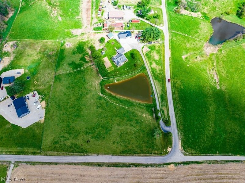 2040 Wesley Chapel Road , Zanesville, OH 43701 Photo 5