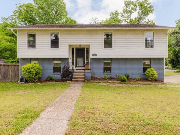 3100 N Poplar Street, North Little Rock, AR 72116