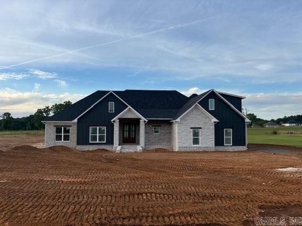 18 Republican Meadow Lane, Greenbrier, AR 72058