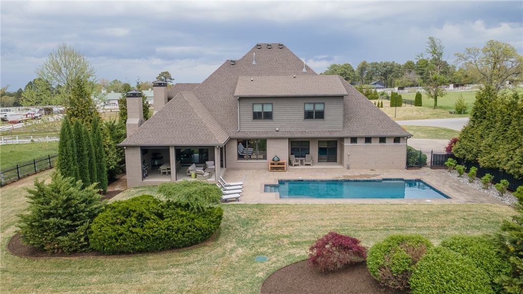 4415 E Mint Boulevard, Fayetteville, AR 72703 Main Photo