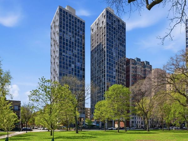 345 W FULLERTON Avenue, Unit 2406, Chicago, IL 60614