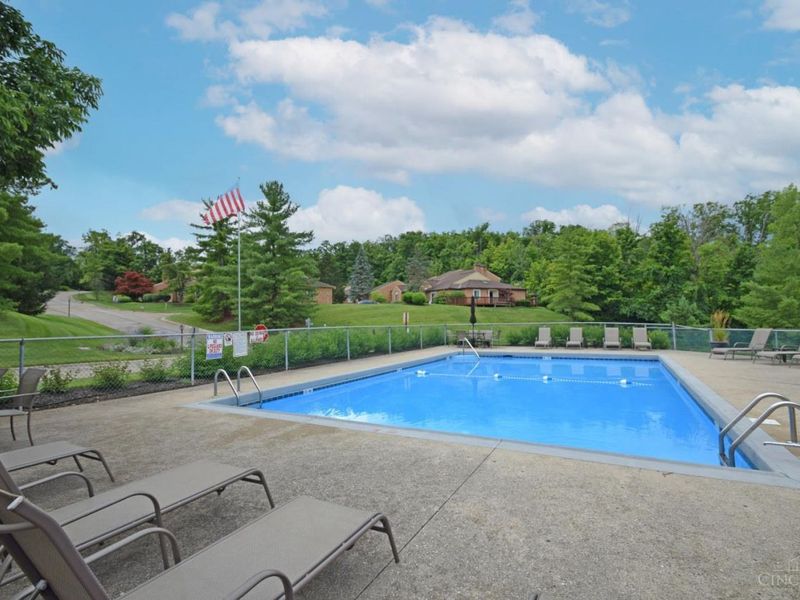 5203 Eaglesnest Drive S, Unit 91, Green Township, OH 45248 Photo 38