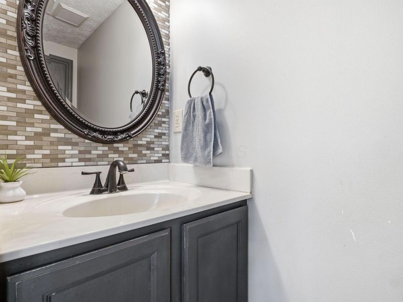 8541 Leader Drive, Galloway, OH 43119 Photo 23