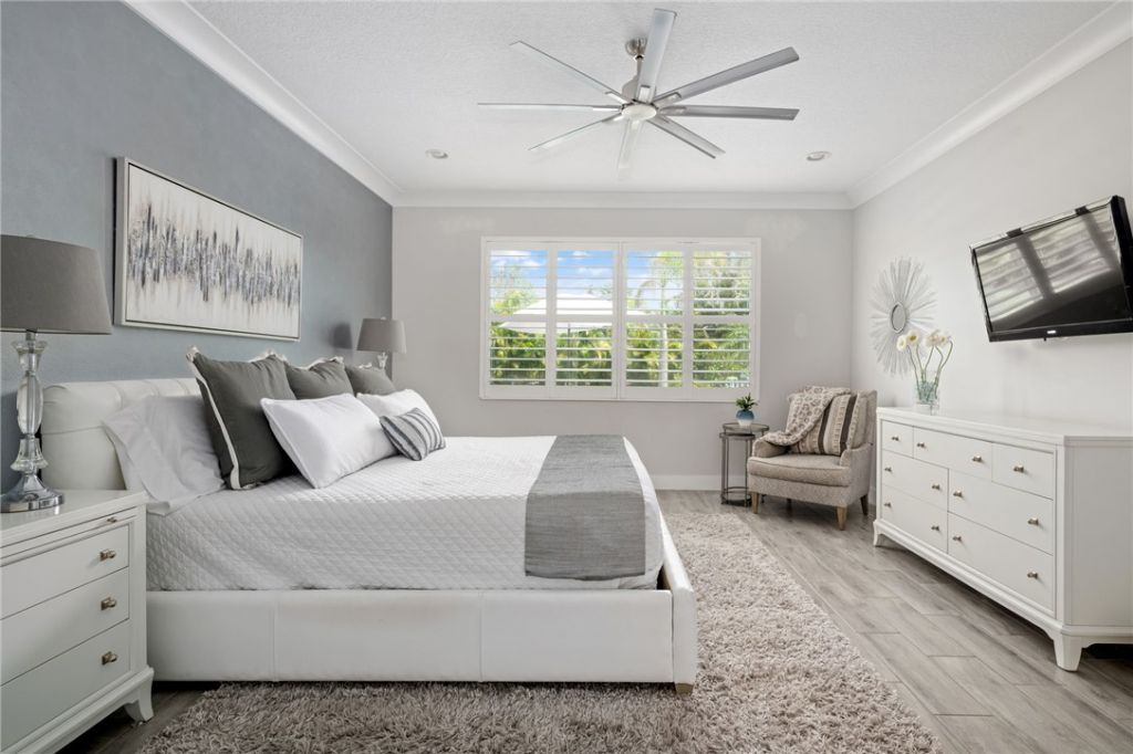 1195 Camelot Way, Vero Beach, FL 32966 Photo
