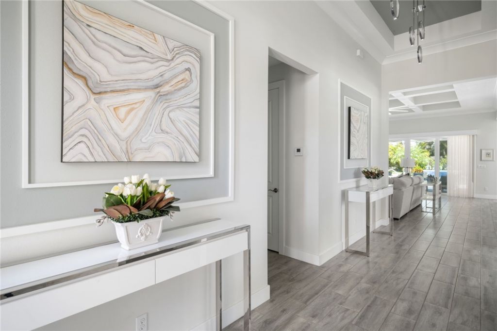 1195 Camelot Way, Vero Beach, FL 32966 Photo