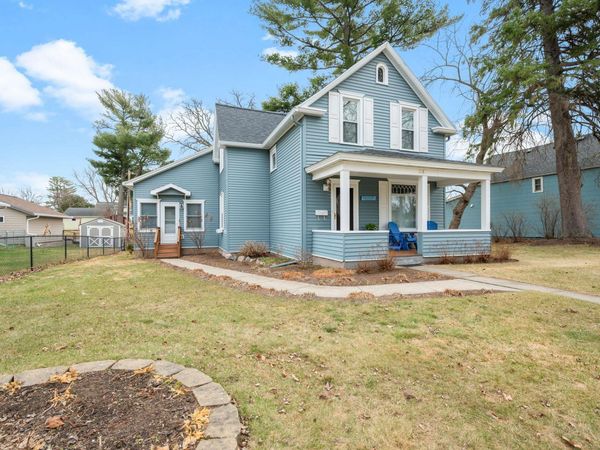 618 NW 5th Avenue, Grand Rapids, MN 55744