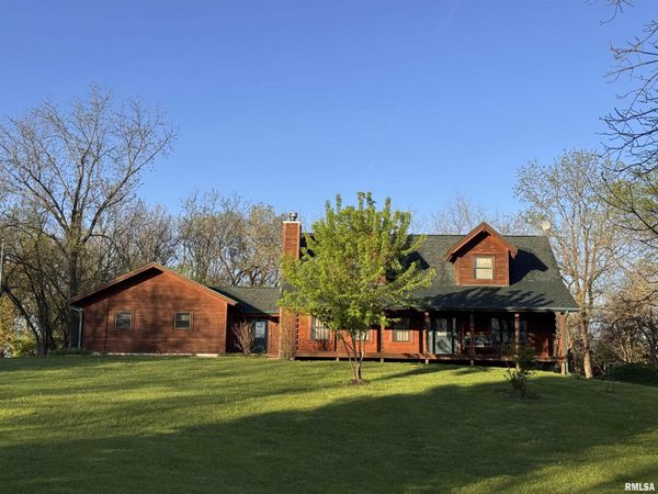 12795 N 1050th Road, Macomb, IL 61455