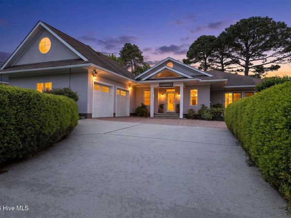 2792 Golfmaster Court SE, Southport, NC 28461