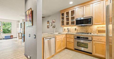 11290 Stanford Court Ln #207, Unit 207, Gold River, CA 95670 Photo