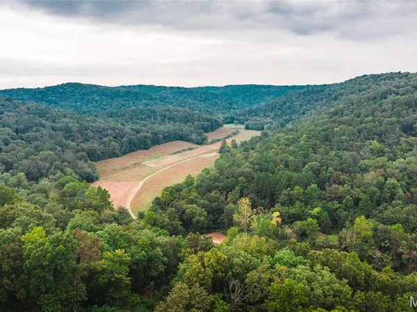 32315 County Road 325 , Eminence, MO 65466