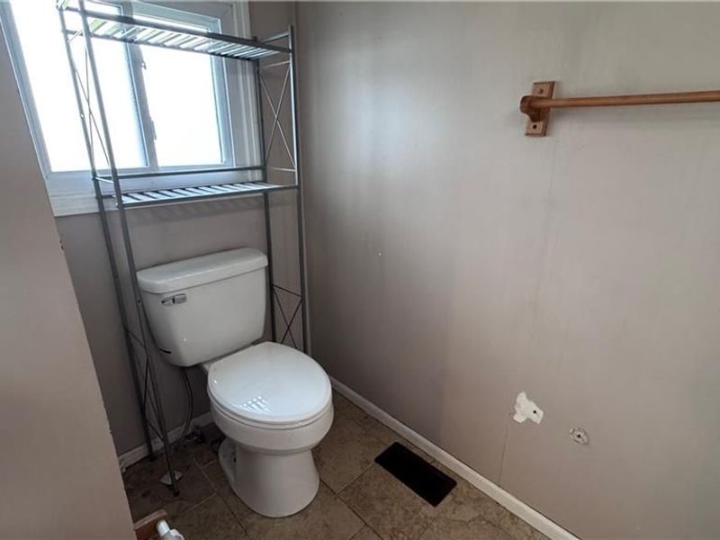 831 S Market Street, Troy, OH 45373 Photo 18