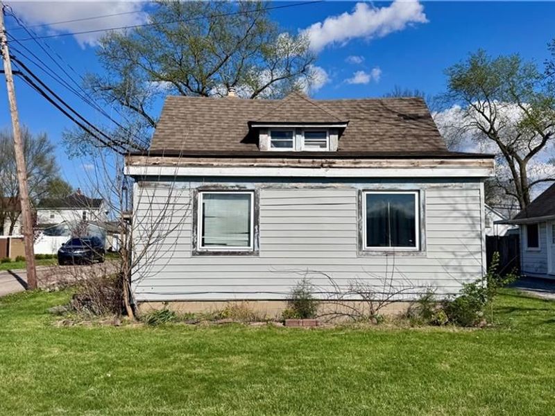 831 S Market Street, Troy, OH 45373 Photo 2