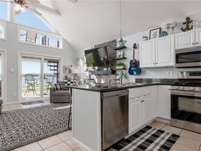 39 Rosebraugh Circle, Buckeye Lake, OH 43008 Photo 16