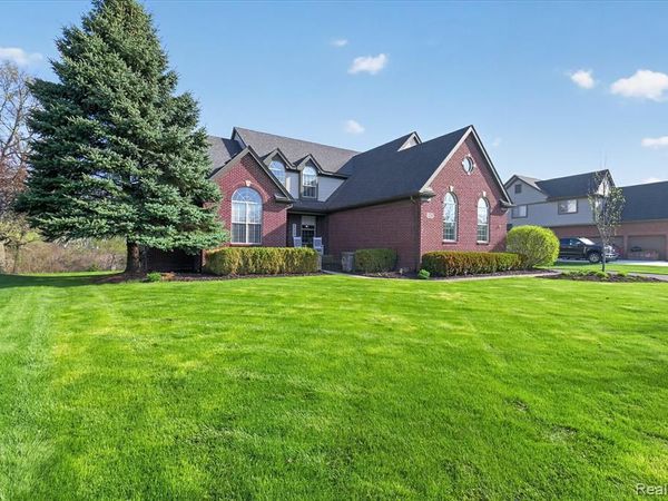 3226 Estate View Court, Commerce Twp, MI 48382