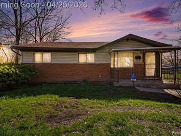 634 Kenilworth Avenue, Pontiac, MI 48340
