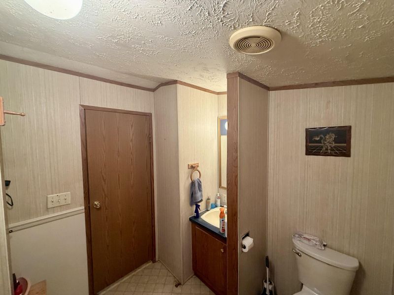 88 Willowwood Circle, Urbana, OH 43078 Photo 9