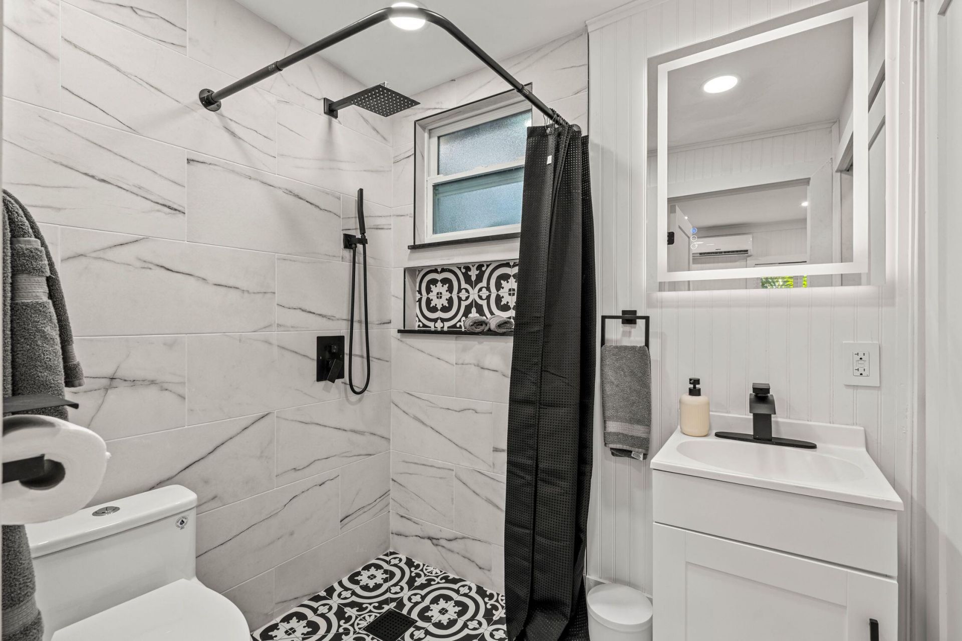 1017 SW 4th Street, Fort Lauderdale, FL 33312 Photo