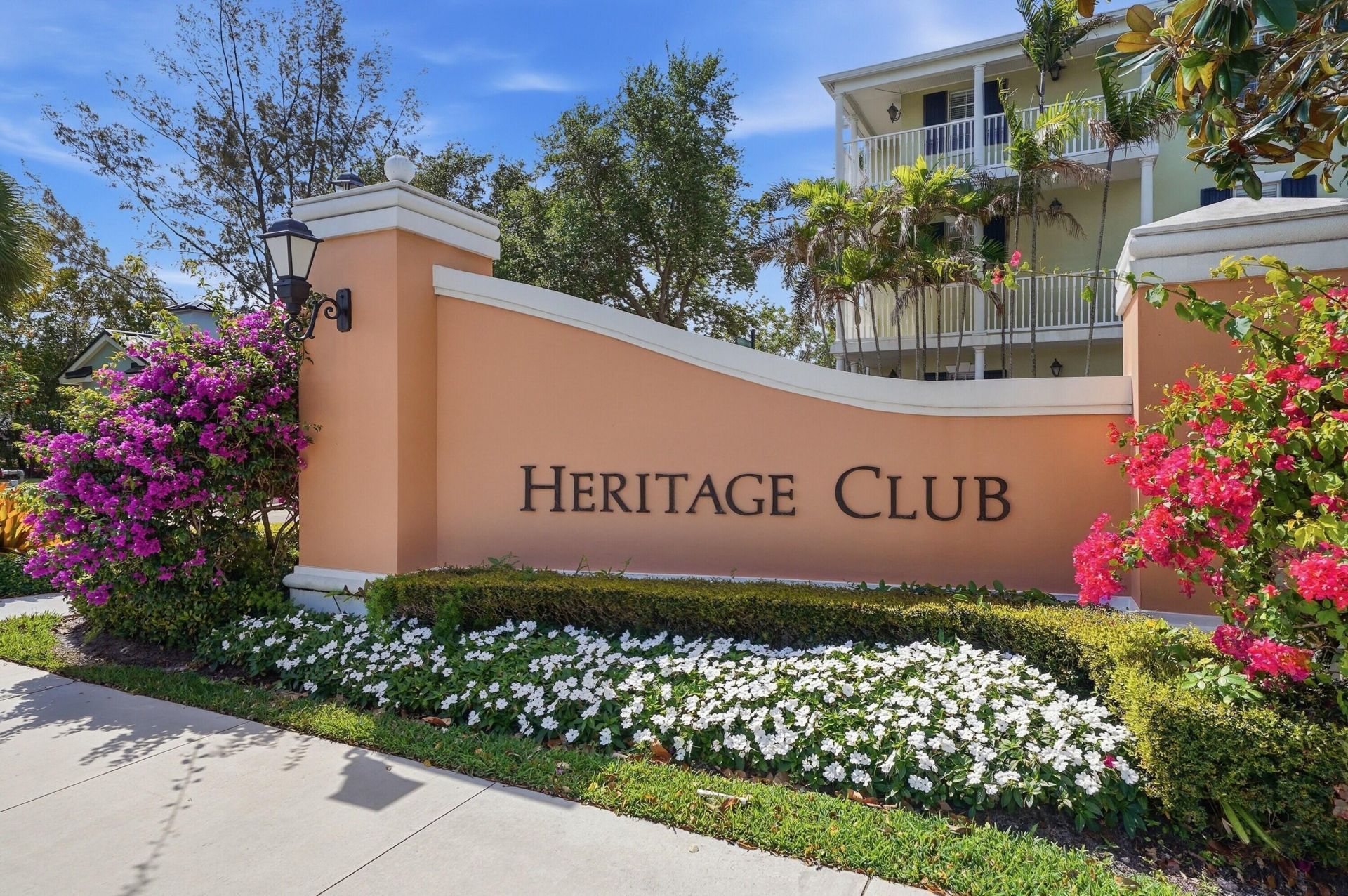 1050 E Heritage Club Circle, Delray Beach, FL 33483 Photo