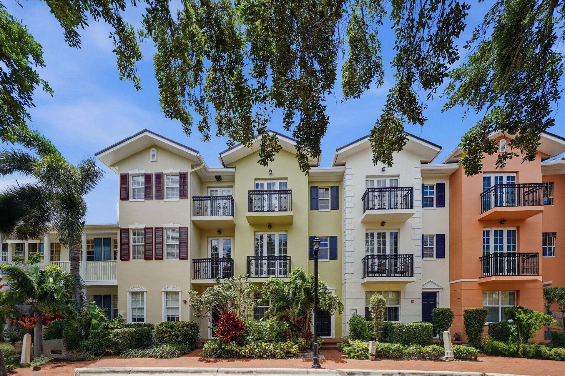 1050 E Heritage Club Circle, Delray Beach, FL 33483 Photo