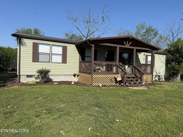 420 E Baldwin St, Rockwood, TN 37854