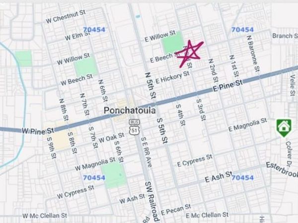 231 N THIRD Street , Ponchatoula, LA 70454