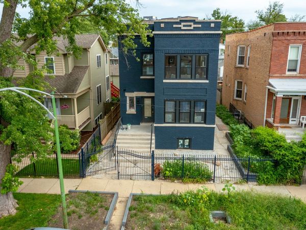 4730 W Grace Street, Unit 1, Chicago, IL 60641