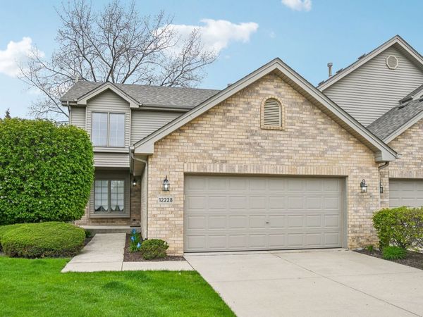12228 Sumner Street , Lemont, IL 60439