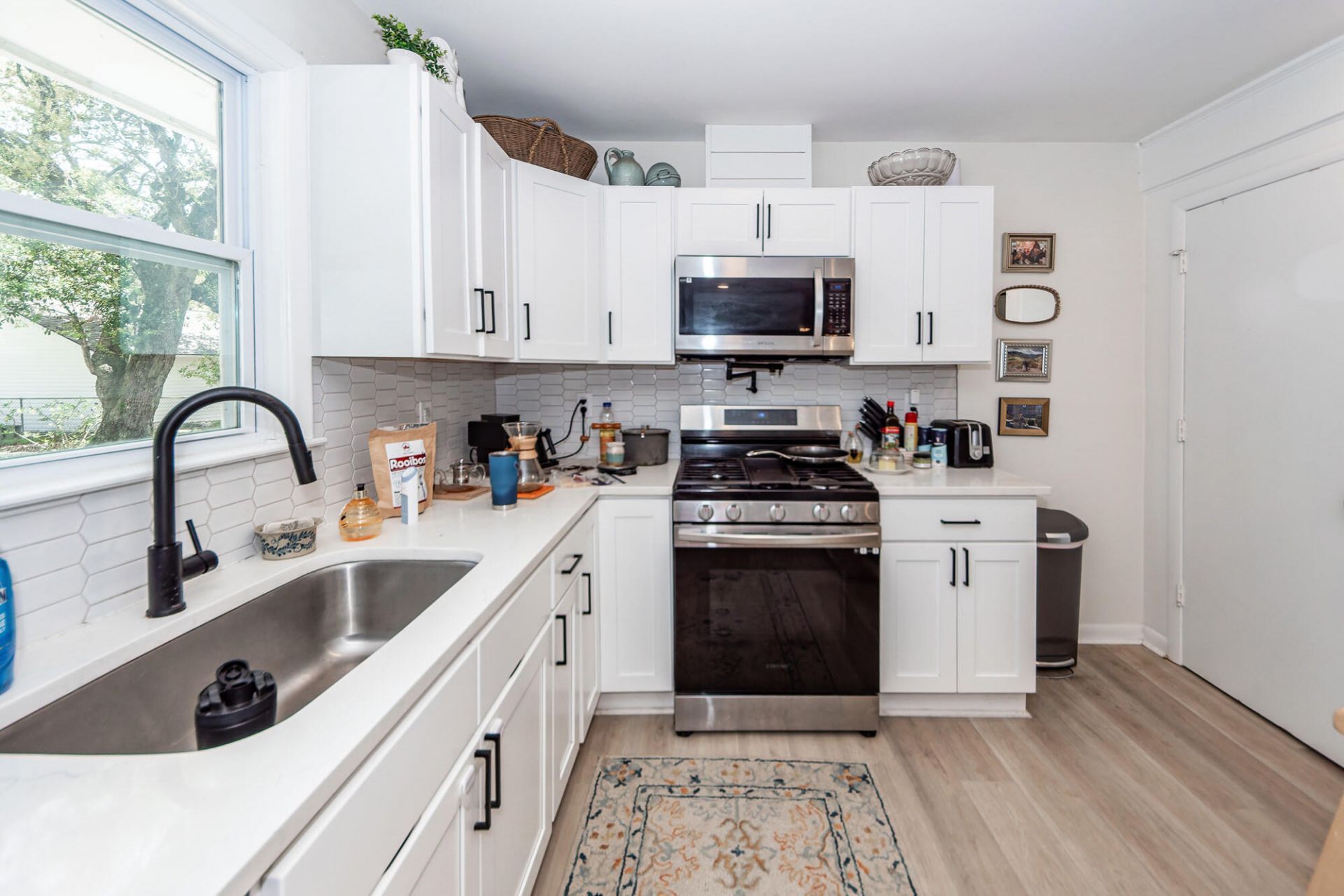 2045 Lake Avenue Photo 10