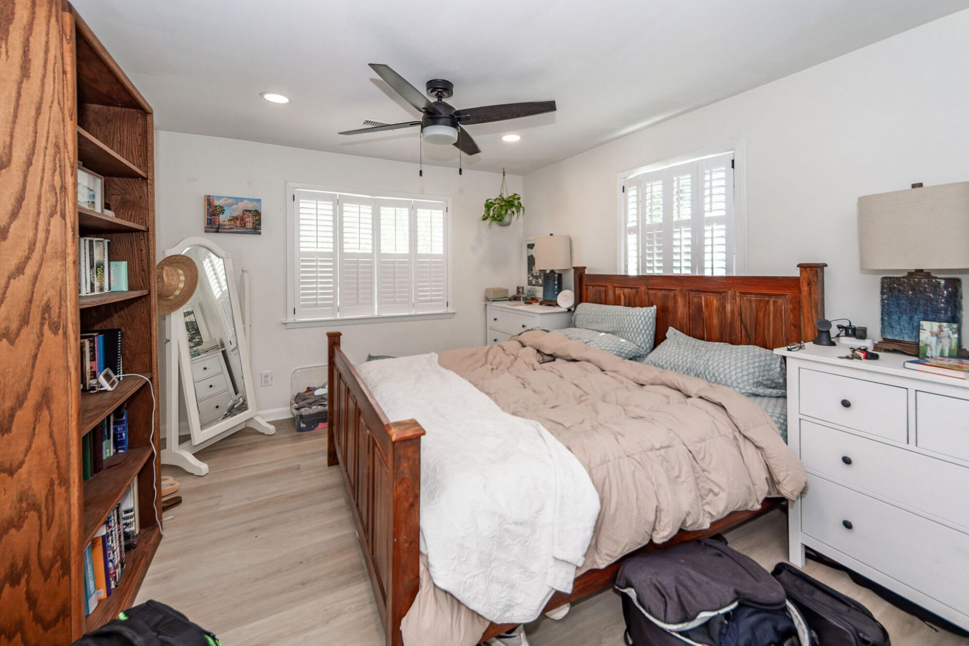 2045 Lake Avenue Photo 13