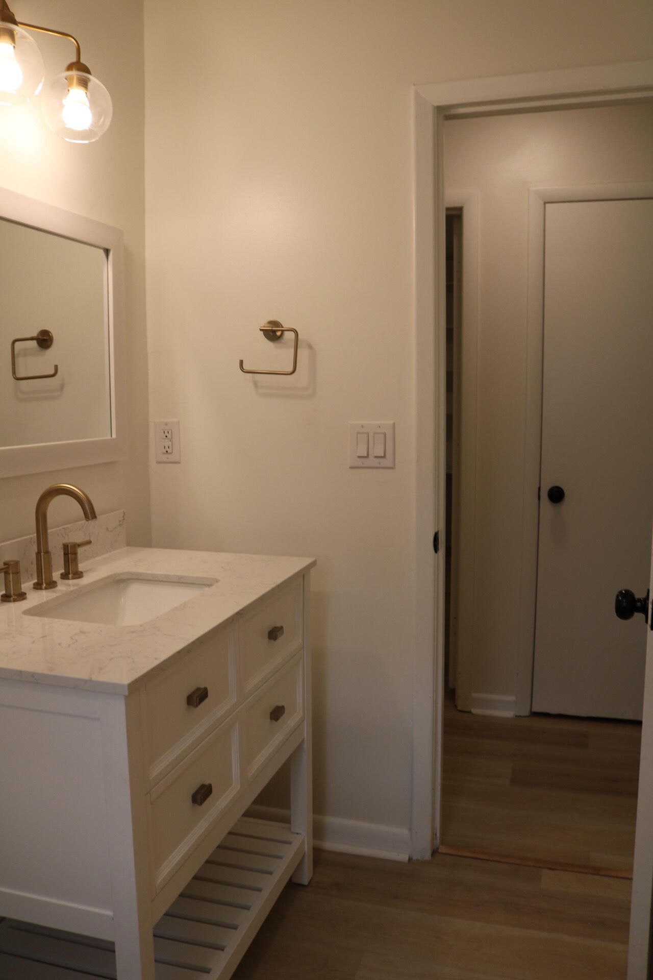 2045 Lake Avenue Photo 24