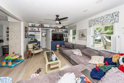 2045 Lake Avenue photo 4