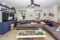 2045 Lake Avenue photo 4