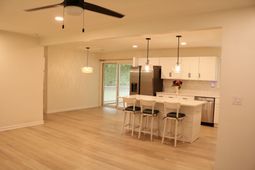 2045 Lake Avenue photo 4