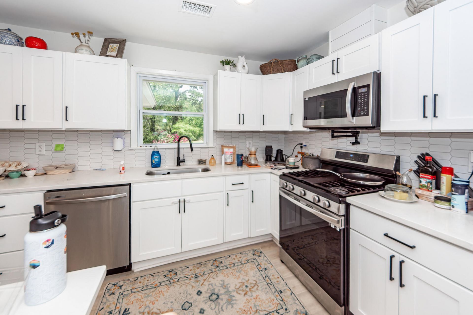 2045 Lake Avenue Photo 7