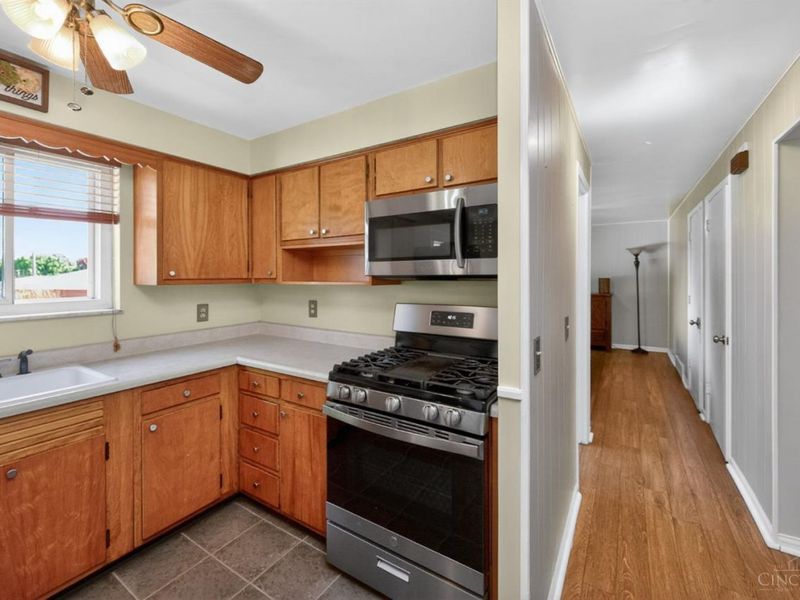 6950 april Drive, Colerain Township, OH 45239 Photo 14