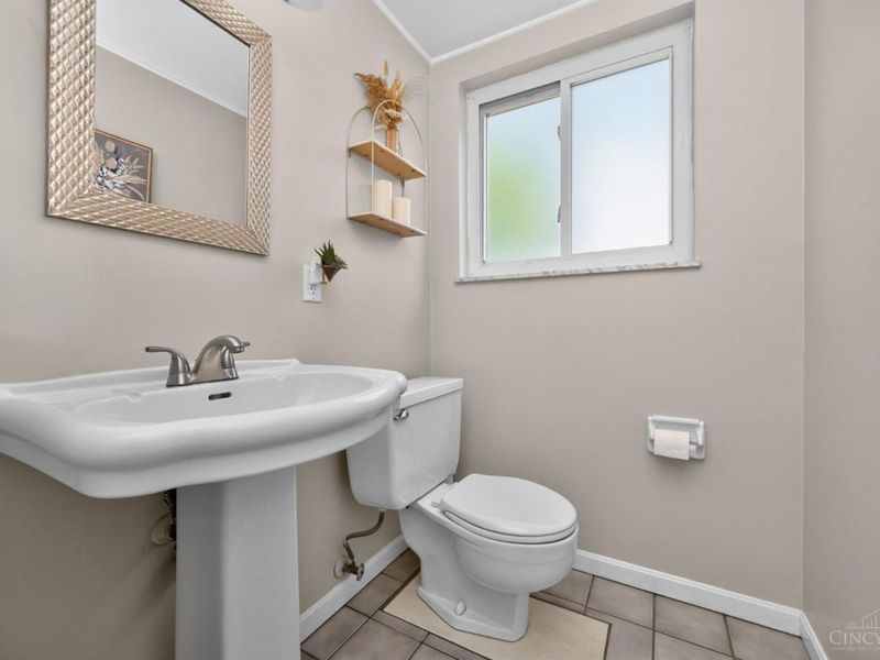 6950 april Drive, Colerain Township, OH 45239 Photo 15