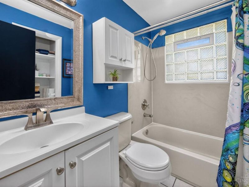 6950 april Drive, Colerain Township, OH 45239 Photo 28