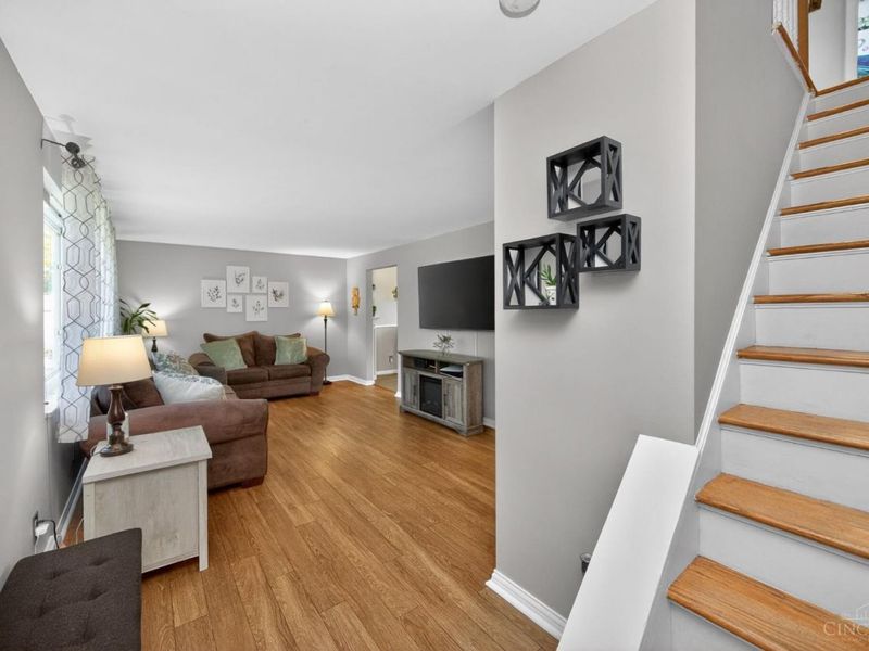 6950 april Drive, Colerain Township, OH 45239 Photo 5