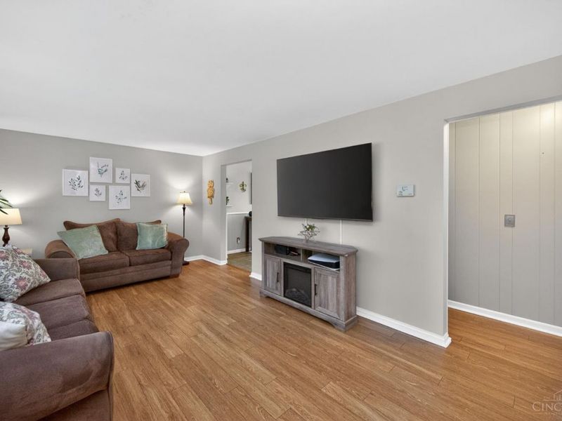 6950 april Drive, Colerain Township, OH 45239 Photo 8