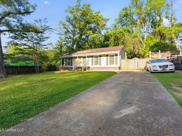 4611 Normandy Drive, Jackson, MS 39206